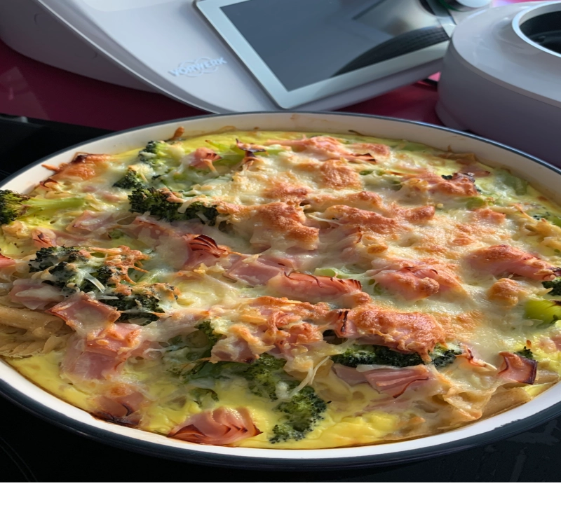 Gratinado de pasta con brocoli y jamon