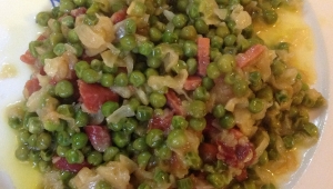 GUISANTES CON JAMON